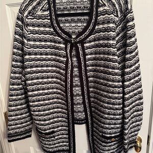 Striped Black and White Women's Sweater